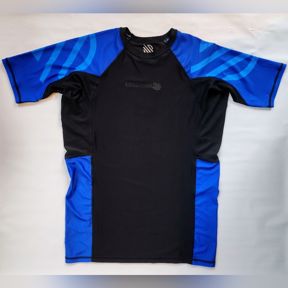 SANABUL XL RASH WEAR SHIRT  1 Blue Sleeve 1 Purple Skeev